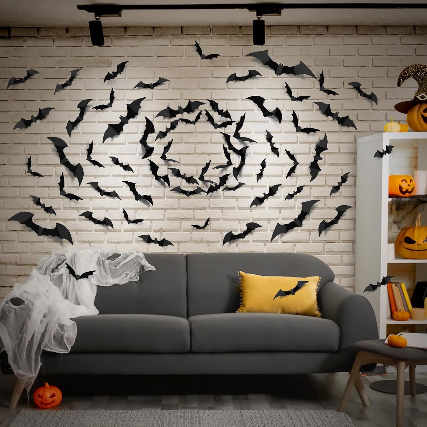 100Pcs Bats Halloween Decorations: Halloween Bats Wall Décor Sticker